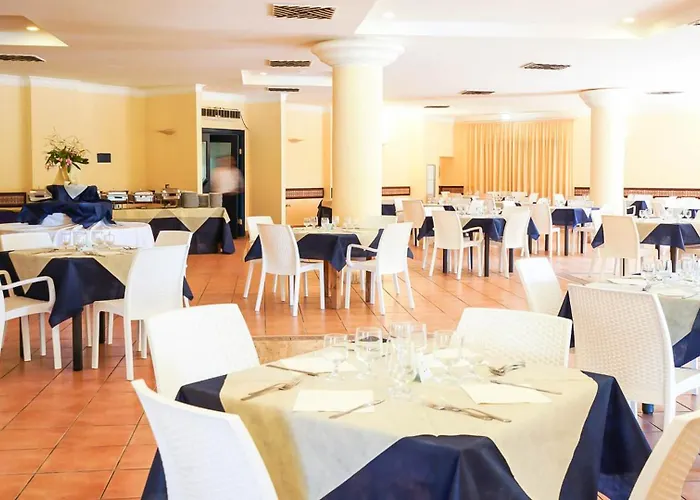 Villaggio Porto Rhoca Hotel